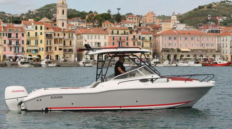 S25